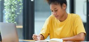 student learning online